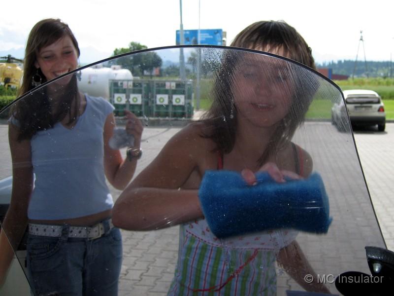 pol_25.jpg - [fi]Hyvä syy omistaa iso pleksi[en] [ru]